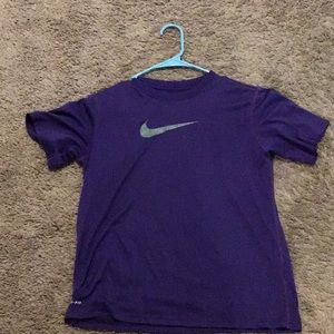 Nike T-shirt